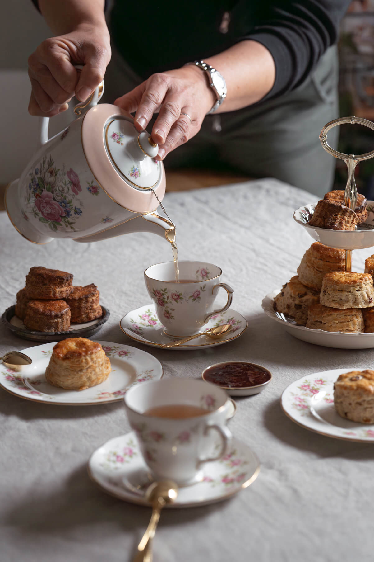 teatime set _web_19 tes time scone and cream